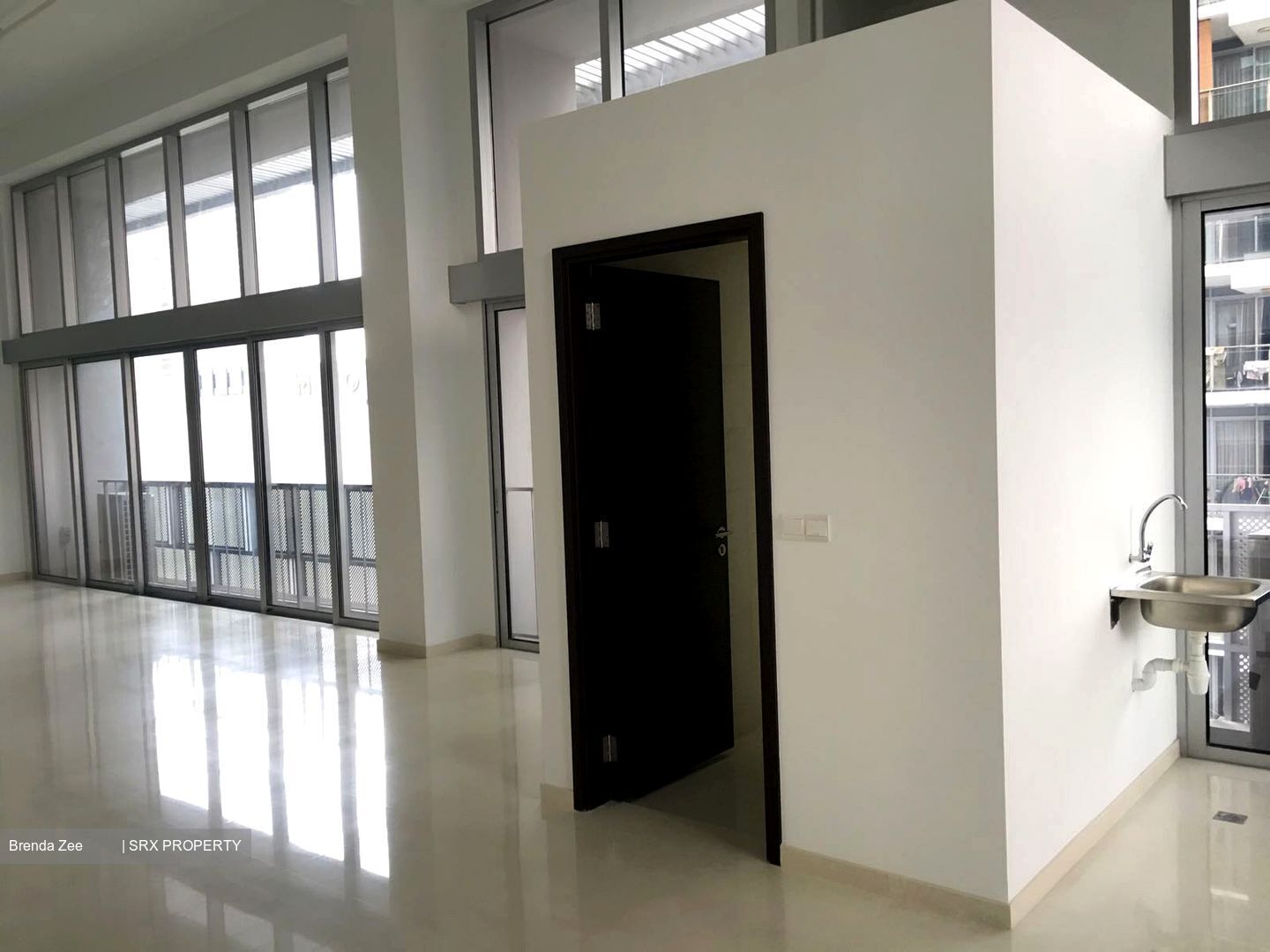 Eon Shenton (D2), Office #388638101